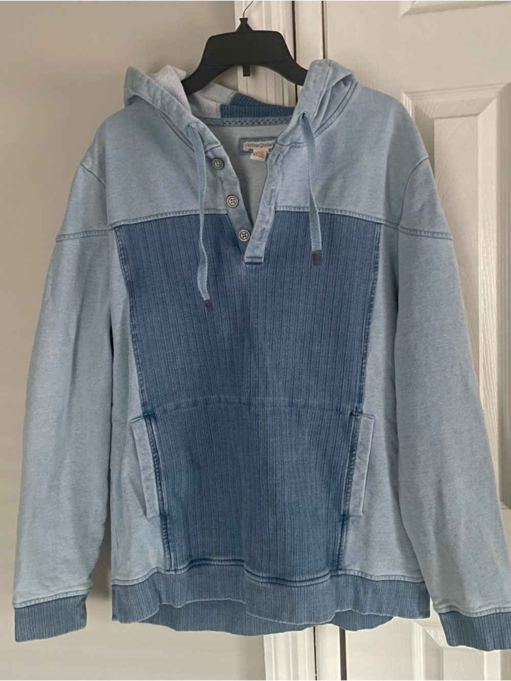Carbon2Cobalt two tone  light blue denim wash cotton hoodie size L